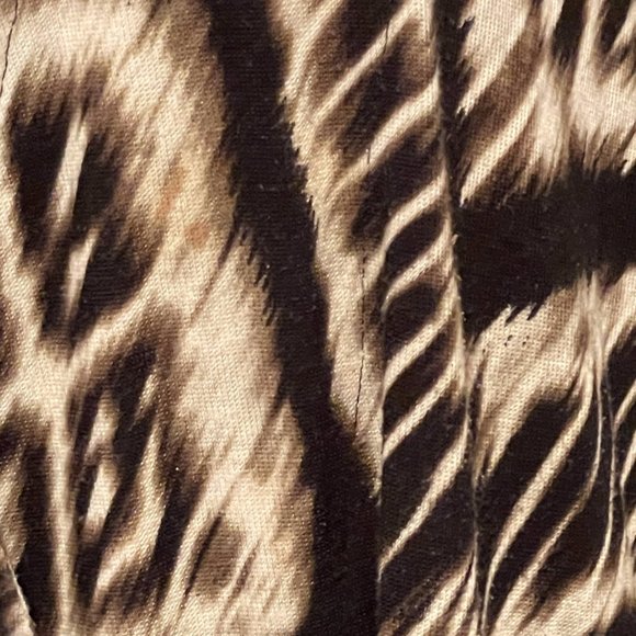 Chico's Easywear Black and Beige Light-Weight Asymmetrical Cardigan, Size 3 - Picture 7 of 7